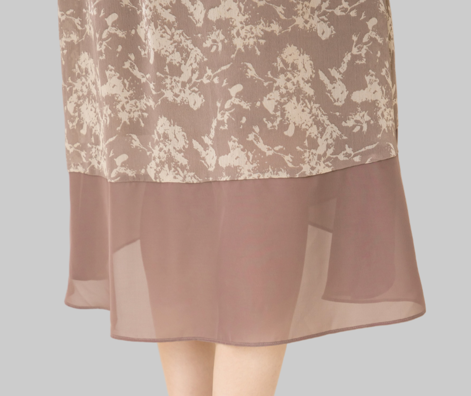 Vestido Camisero de Doble Capa: Estilo, Comodidad y Versatilidad