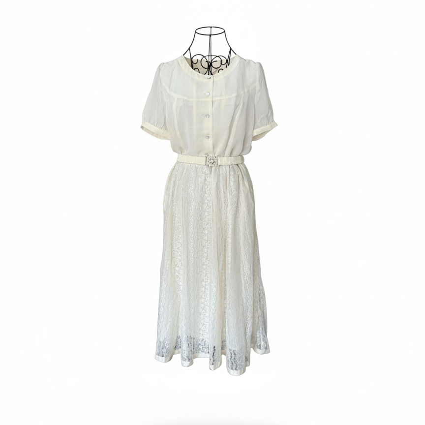 Vestido Midi Beige de Crêpe de Seda y Encaje: Elegancia Atemporal