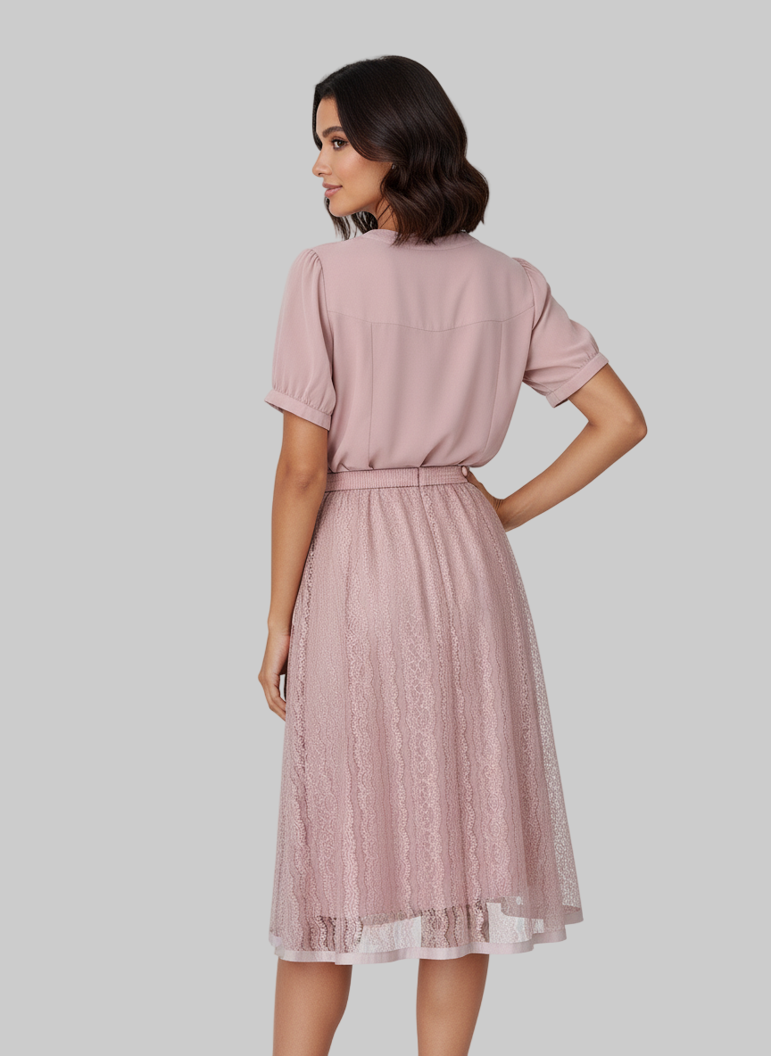 Vestido Midi de Crêpe de Seda y Encaje: Elegancia Atemporal