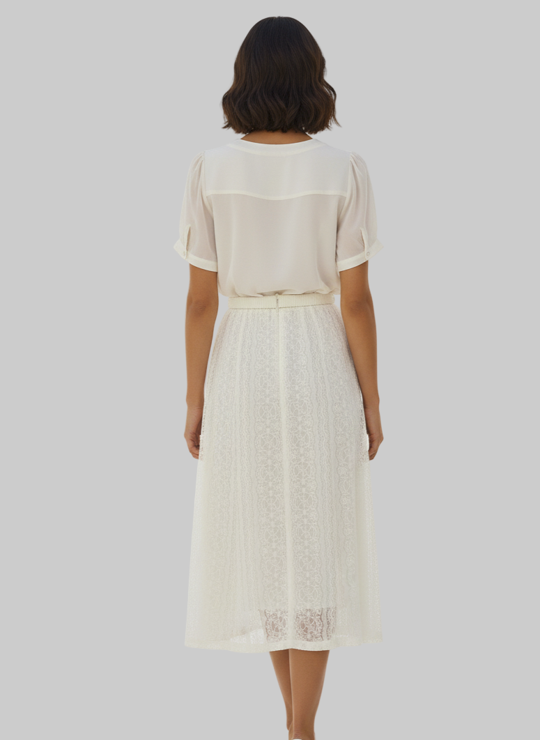 Vestido Midi Beige de Crêpe de Seda y Encaje: Elegancia Atemporal